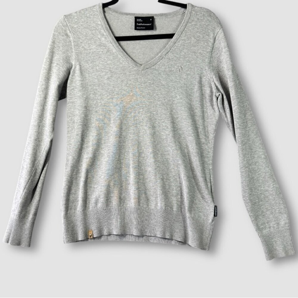 Peak Performance Grey V-neck Casual Style Cotton Women Sweater Size Medium